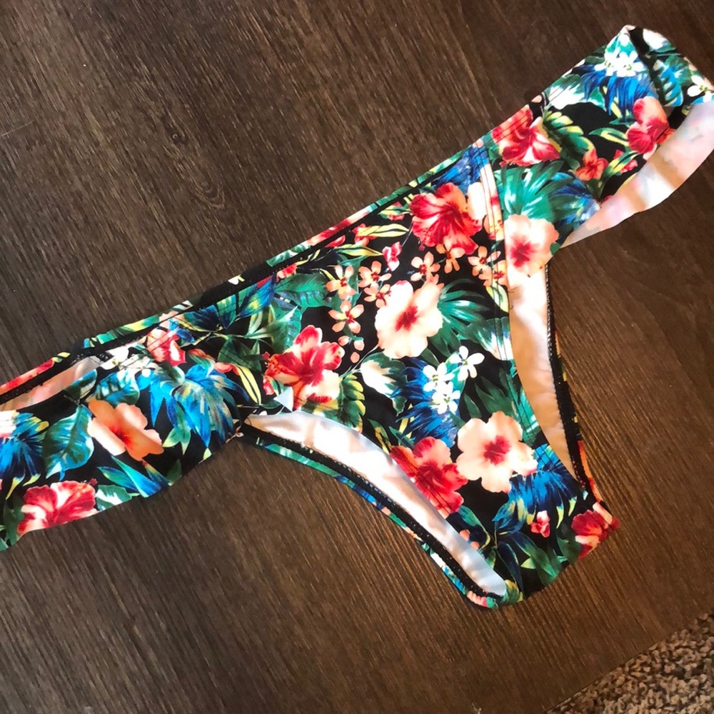 Express bikini bottoms